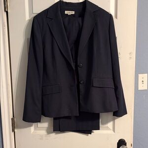 Theory Dark Gray Suit Ensemble